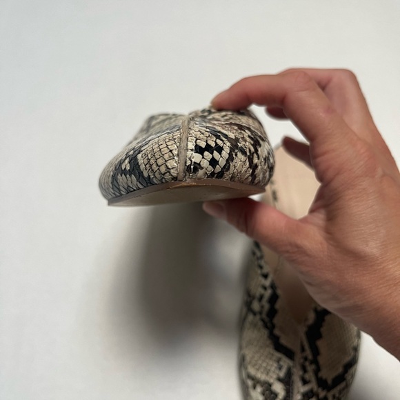H by Halston Snakeskin Slip On Mules Size 7 - Picture 5 of 7